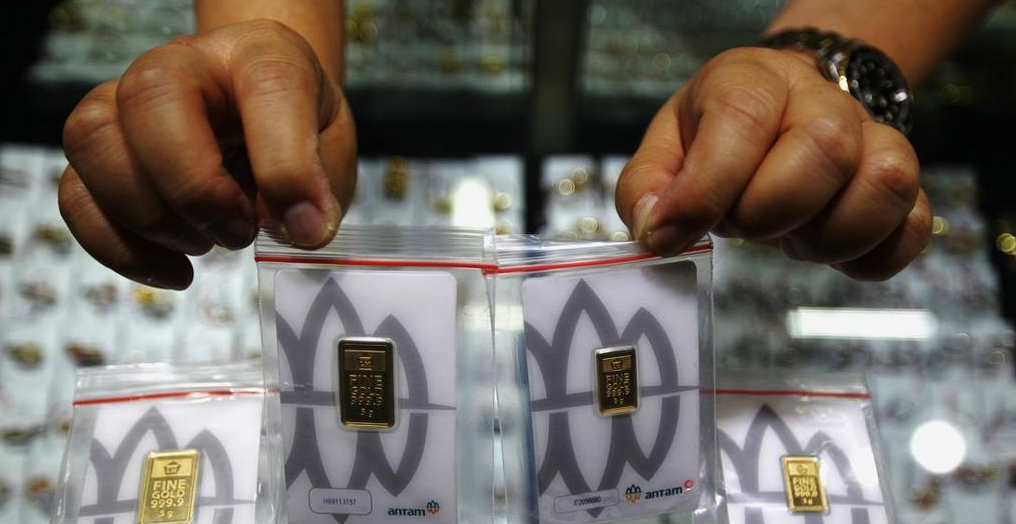 Fluktuasi Pasar: Harga Emas Antam Mengalami Penurunan Signifikan